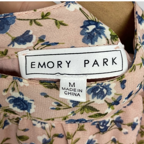 Emory Park Pink Floral Bell Sleeve Top - Picture 8 of 10